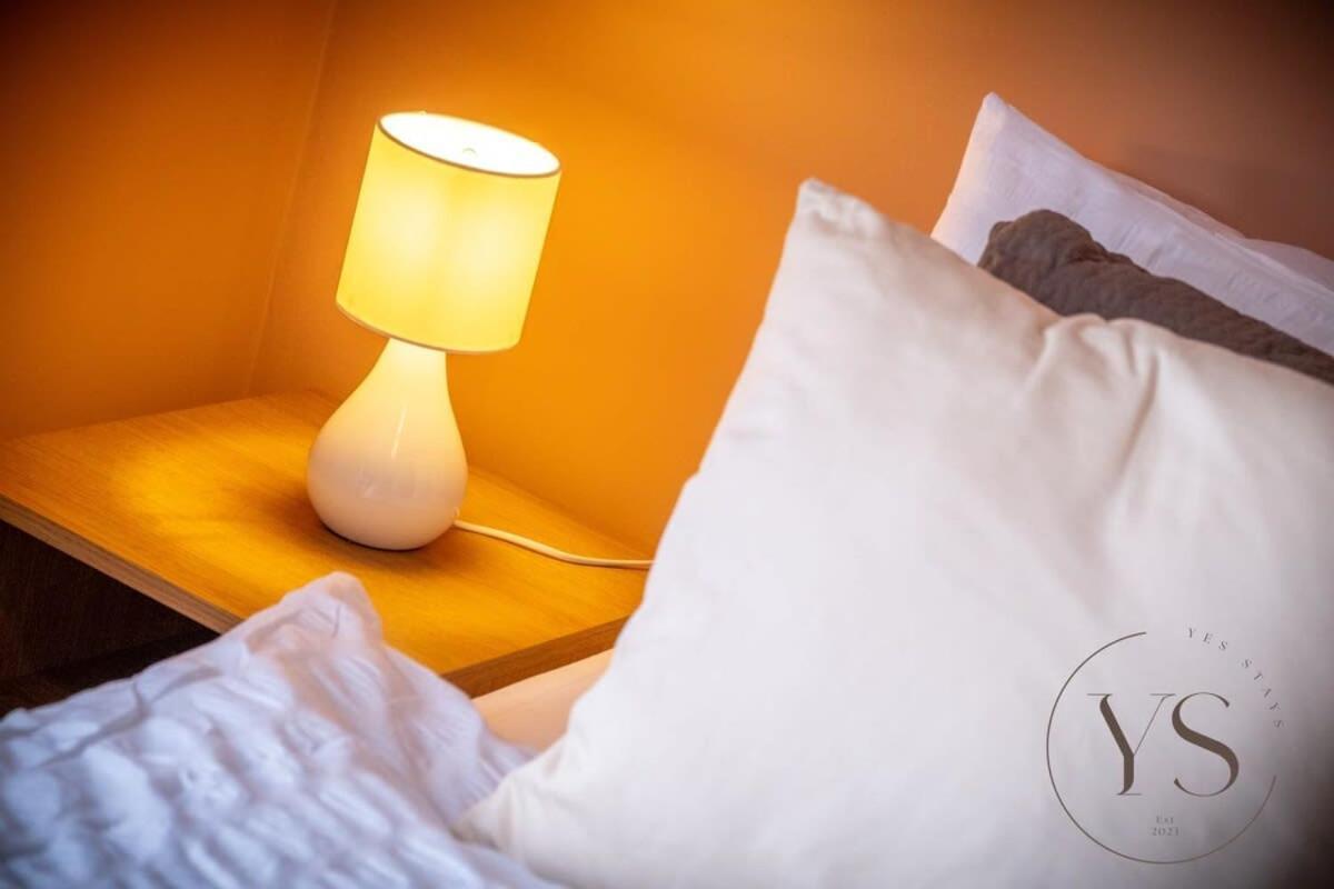 Sienna Longton Studio 2D - Wi-Fi, Alton Towers, Netflix Stoke-on-Trent 외부 사진