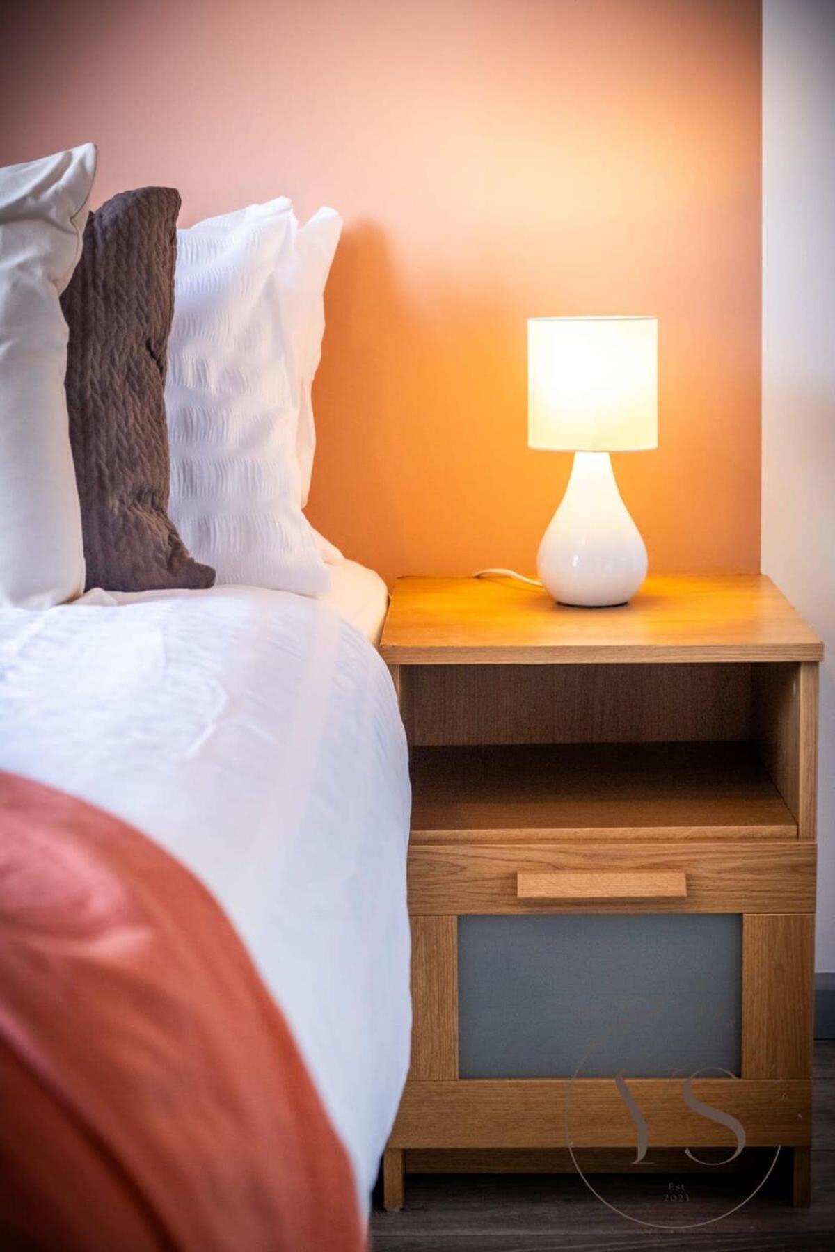 Sienna Longton Studio 2D - Wi-Fi, Alton Towers, Netflix Stoke-on-Trent 외부 사진